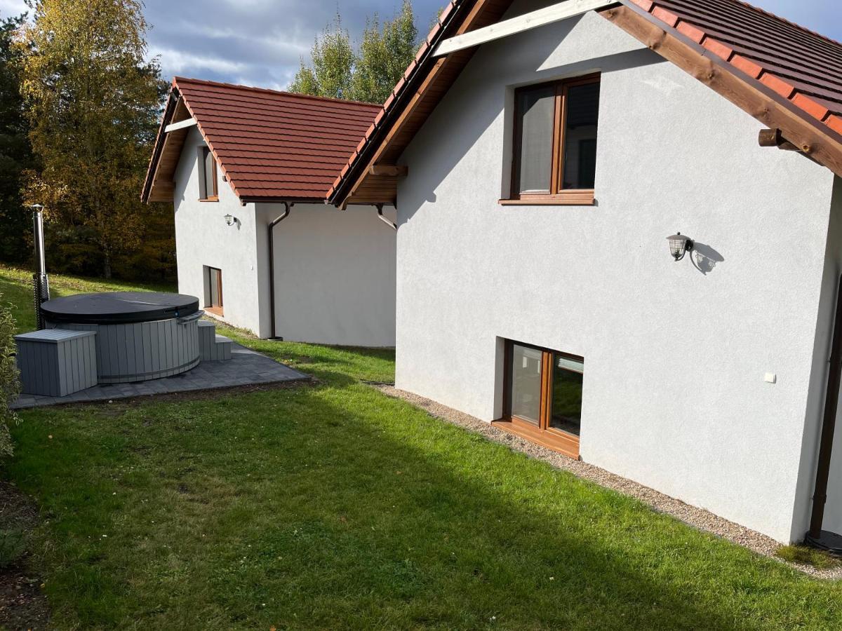 Malinowe Wzgorze Domki 90 M2 Z Sauna I Balia Krzeszna Exterior photo